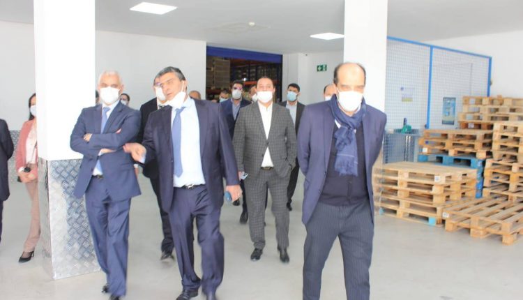 الوفد الذي قام بزيارة الوحدتين الصناعيتين للأدوية زينيت فارما وصوريميد، (3)