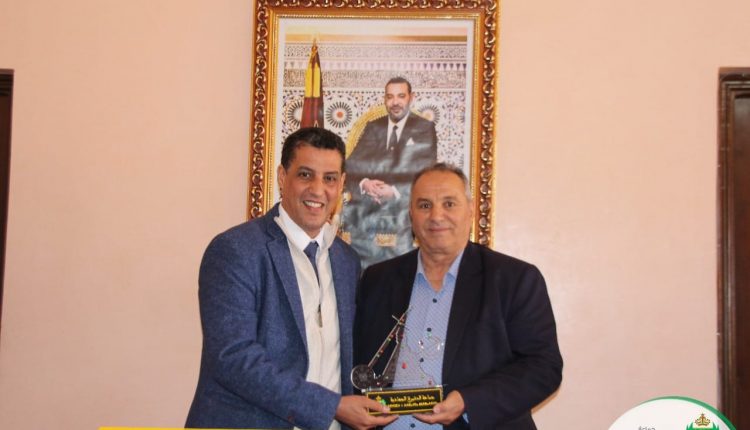 اجتماع مع رئيس غرفة الصناعة التقليدية أكادير والمدير الجهوي للصناعة التقليدية (5)