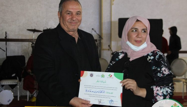 حملة طبية لفائدة عمال وأعوان الجماعة (25)