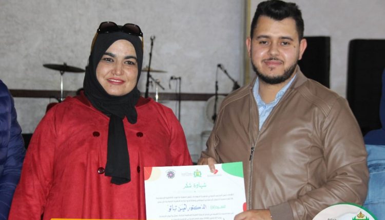 حملة طبية لفائدة عمال وأعوان الجماعة (37)