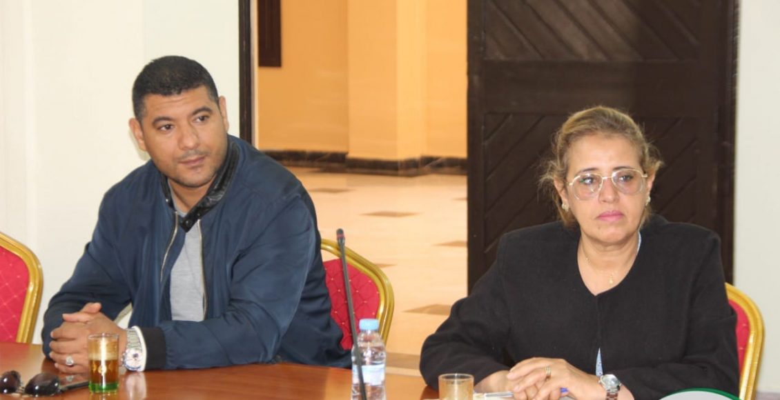 إجتماعا مع الفريق المكلف بتنسيق الأعمال الإستشارية للهيئة والمكون من السيدة والسادة (2)